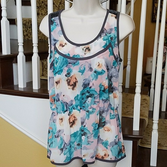 Bellatrix sleeveless tank blouse sz Medium flowy - Picture 1 of 5